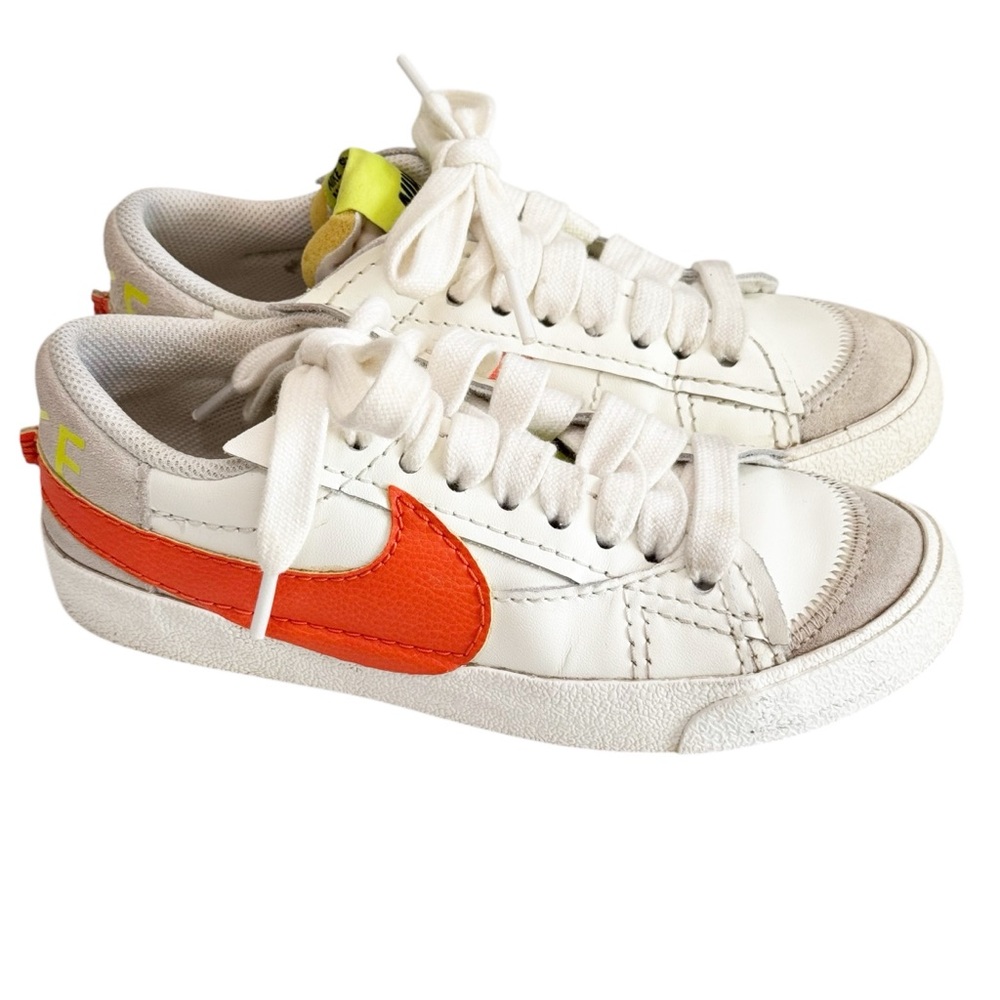 NIKE Blazer Low 77 Jumbo Sneaker White Orange Sail 6